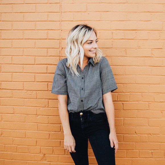 Button Up Top - Picture 2 of 5